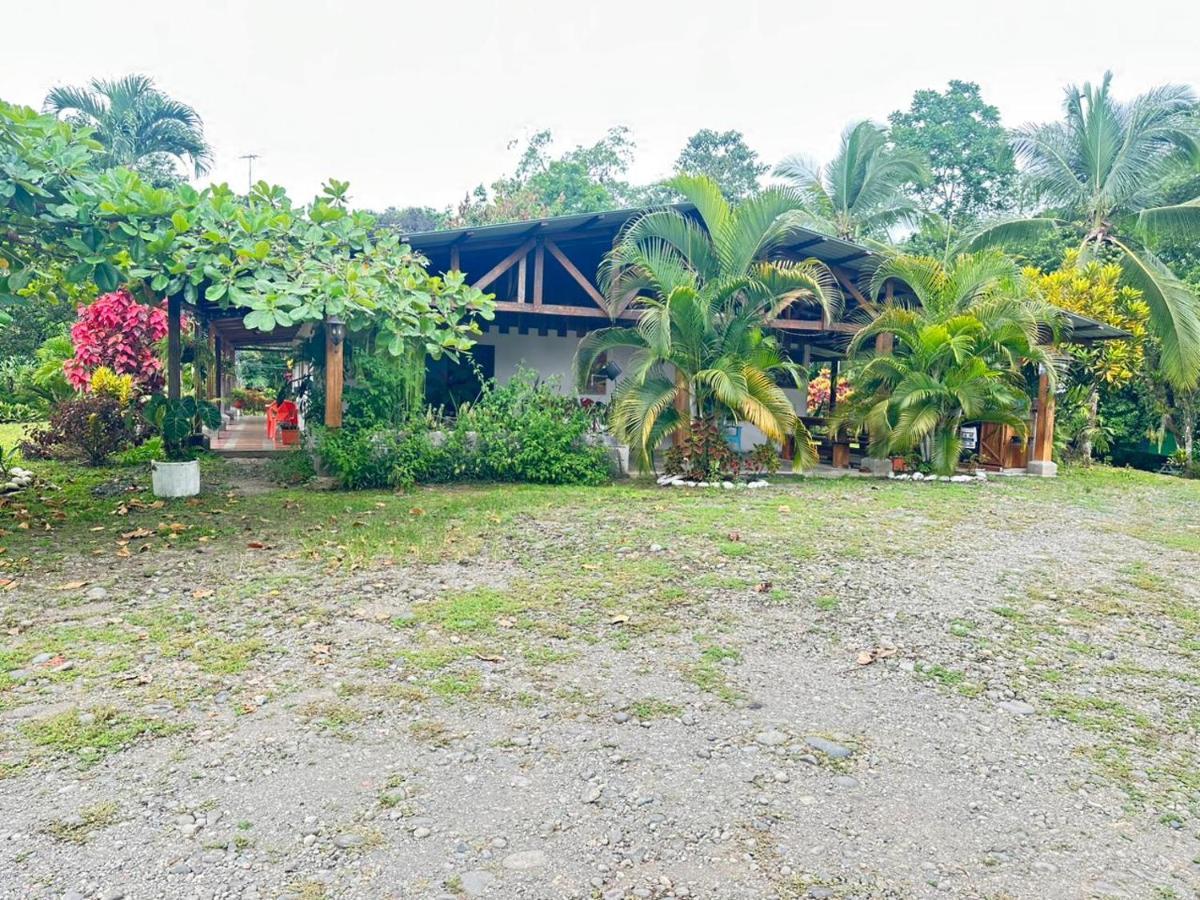 River Side Lodge Horquetas Esterno foto