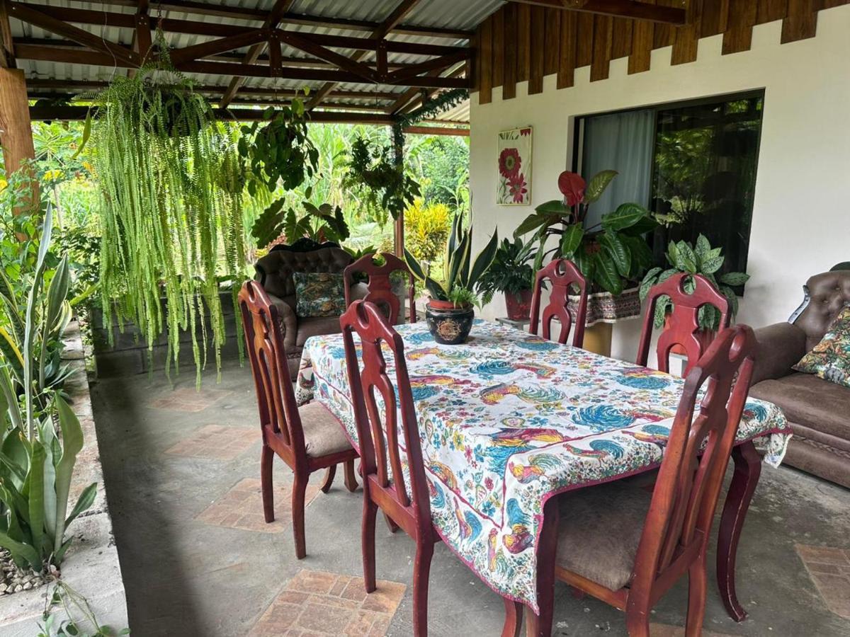 River Side Lodge Horquetas Esterno foto
